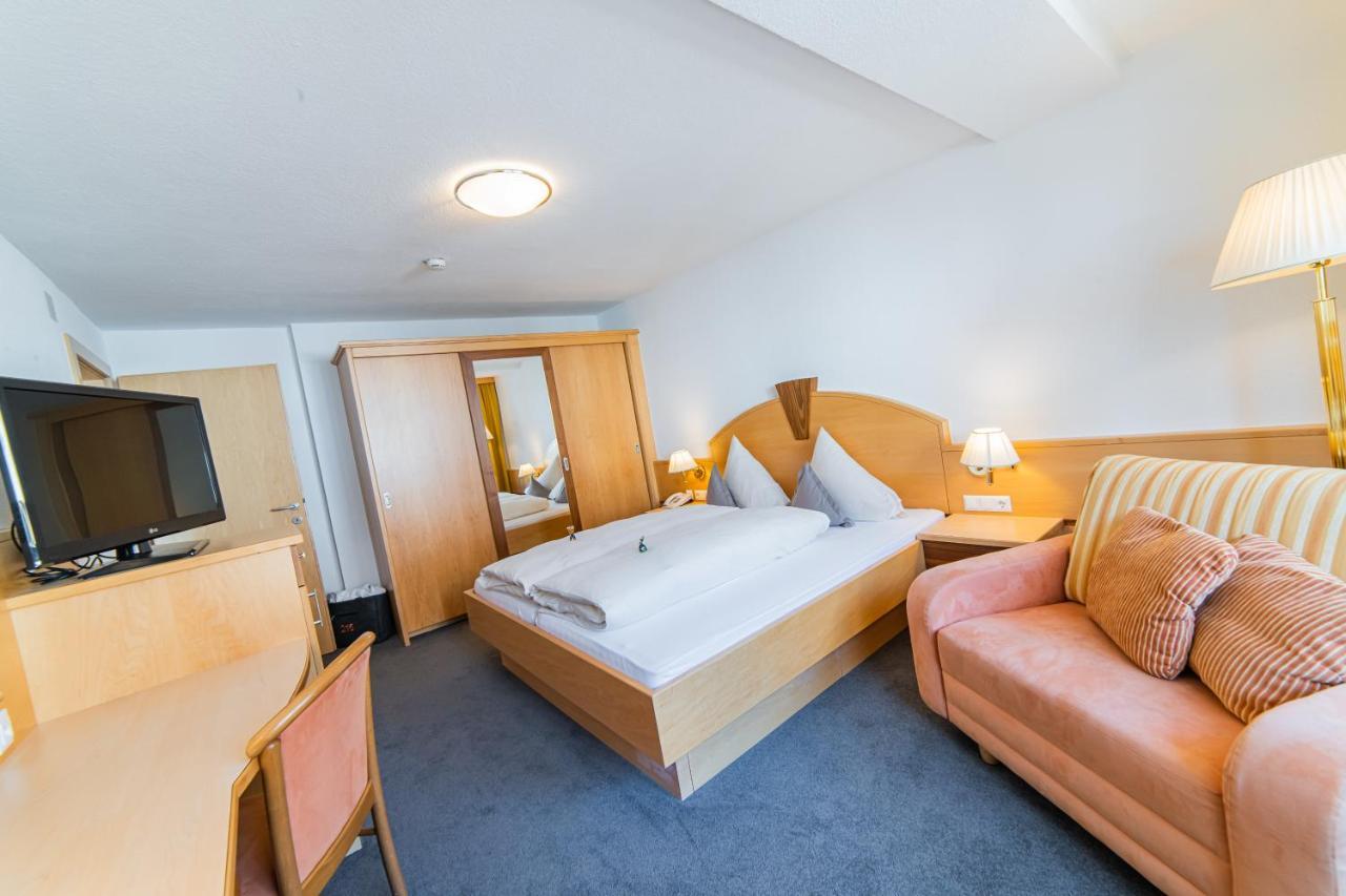 Aparthotel Hochland Gmbh Nauders Kültér fotó