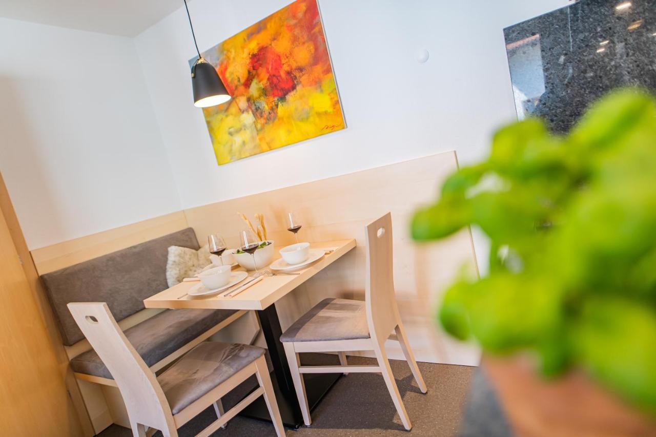 Aparthotel Hochland Gmbh Nauders Kültér fotó