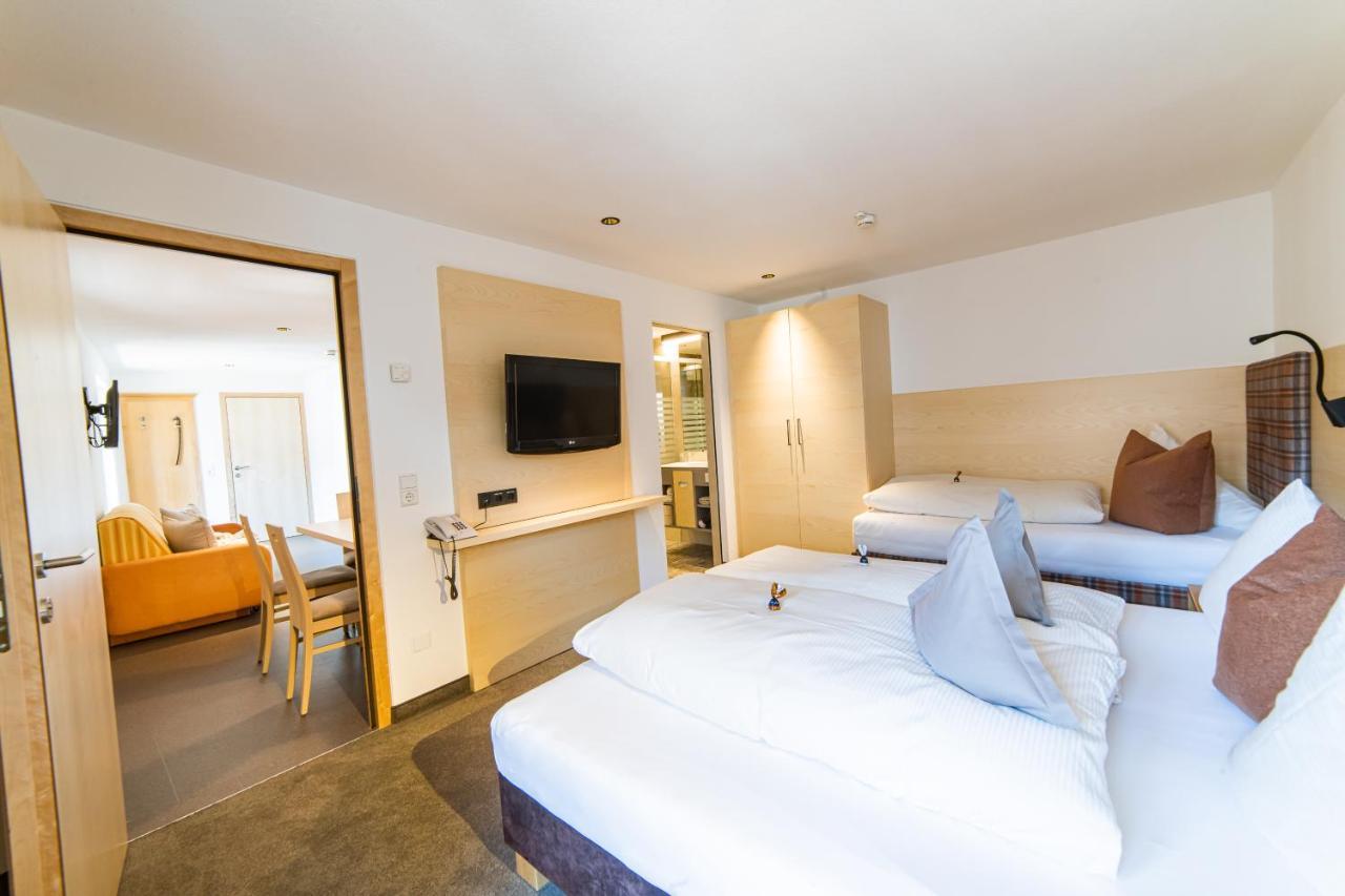 Aparthotel Hochland Gmbh Nauders Kültér fotó